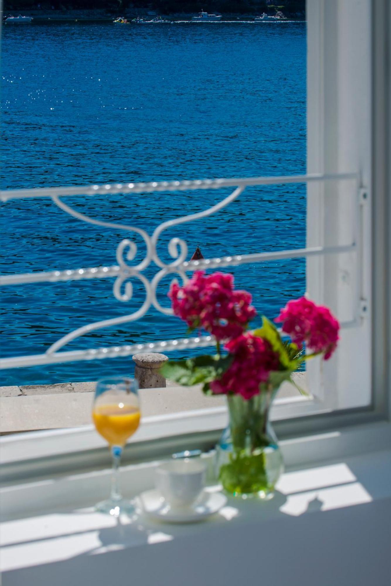 La Porta 3,Seaview Apartment In The Center ツァヴタット エクステリア 写真